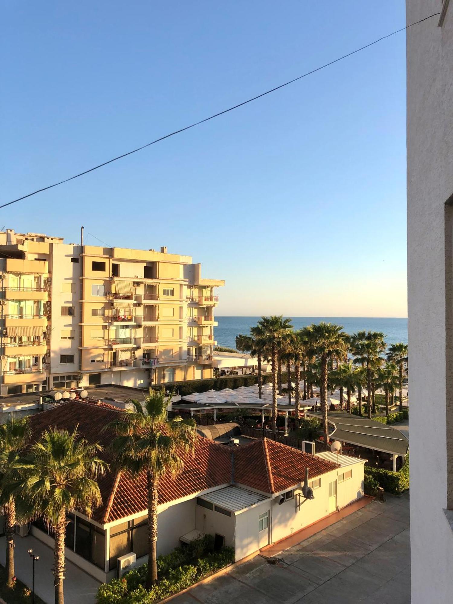 Apartment Ermest ,Kavaje Rock Durres Exterior photo