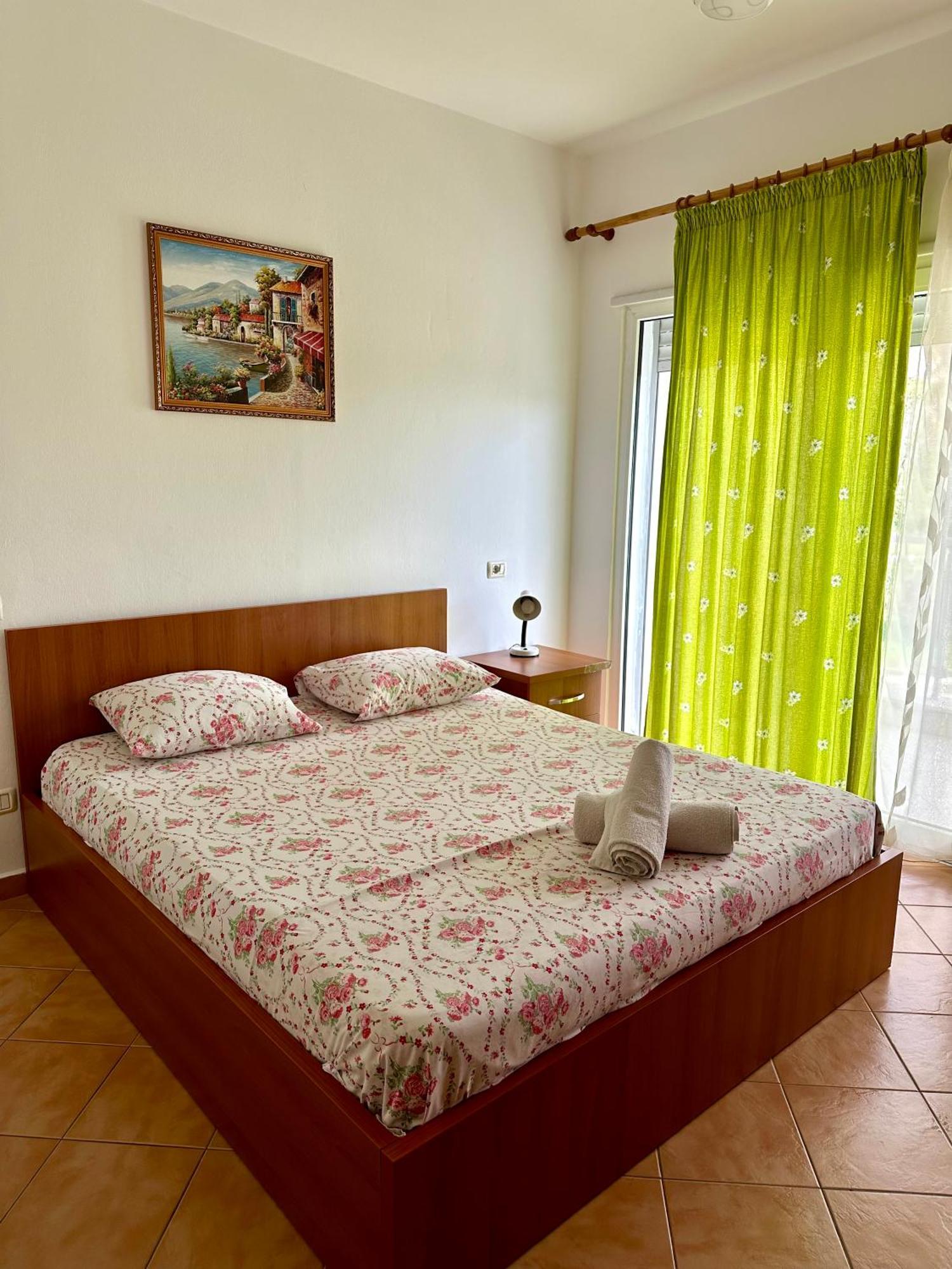 Apartment Ermest ,Kavaje Rock Durres Exterior photo